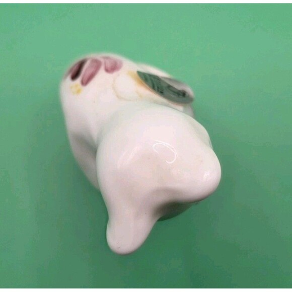 FENTON GLASS CAT MILK GLASS GROOMING KITTY FLORAL HAND PAINTED & SIGNED - Picture 7 of 8